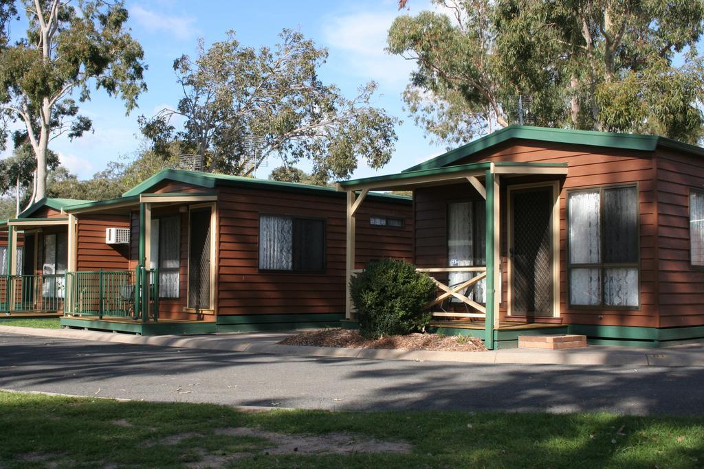 Lake Fyans Holiday Park Exteriör bild