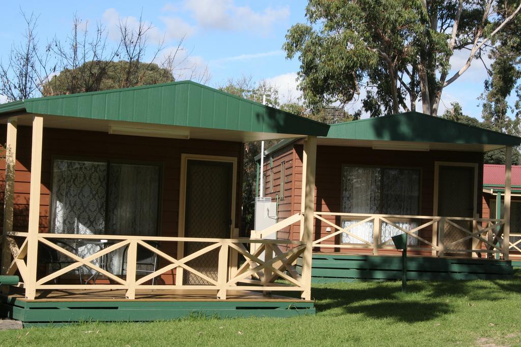 Lake Fyans Holiday Park Exteriör bild